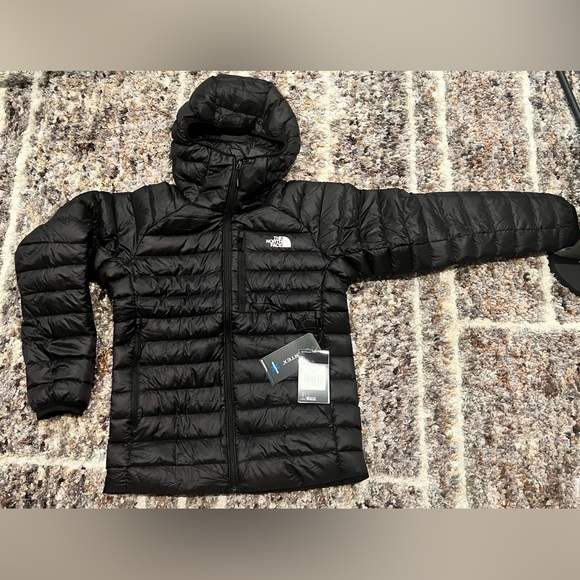 Black men’s north face size m - Picture 3 of 3